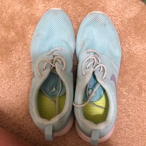 baby blue and purple roshe runs